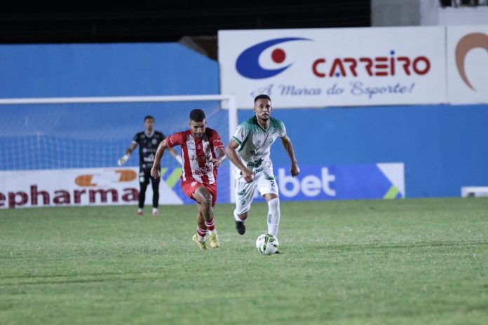 Clássico entre Esporte e Nacional de Patos termina empatado