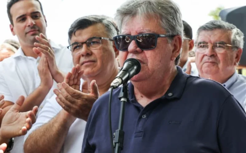 João Azevêdo reafirma confiança na permanência do PT na base governista e projeta definição para abril