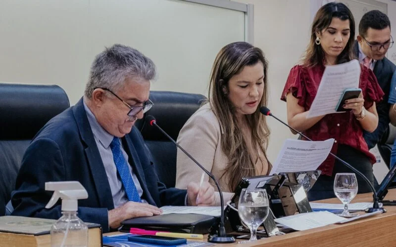 CCJ da Assembleia aprova nomes de Deusdete Queiroga e Dr. Taciano Diniz para conselheiros no TCE-PB