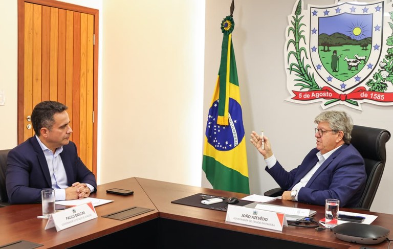 Governadores João Azevêdo e Paulo Dantas tratam sobre projetos aprovados na Chamada Nordeste que garantem investimentos de mais de R$ 2,5 bilhões na Paraíba