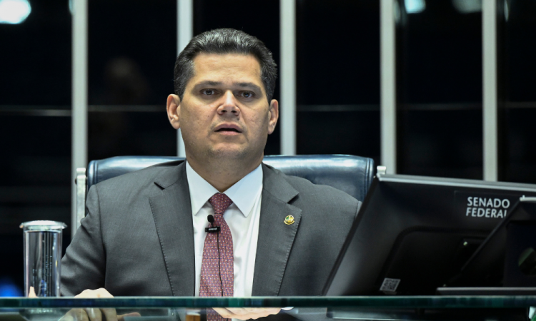 Indiciamento de ministros do STF proposto por CPI precisa de aval de Alcolumbre