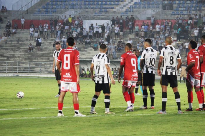 Treze vence o Sergipe por 3 a 1 no Amigão e assume a liderança do Grupo A9 da Série D