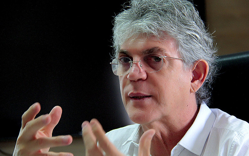 Ex-governador RC faz ressalvas ao apoio do PT a Lucas Ribeiro, mas defende alinhamento com Lula