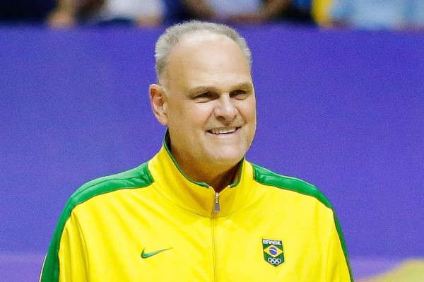 Lenda do basquete brasileiro, Oscar Schmidt morre aos 68 anos