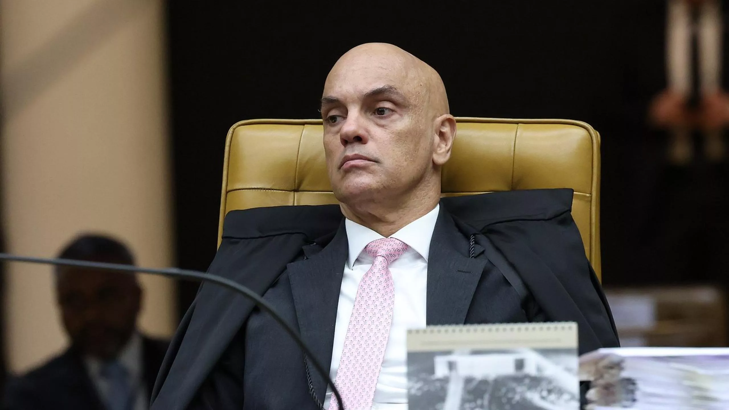 Defensoria contesta Moraes em ação contra Eduardo Bolsonaro