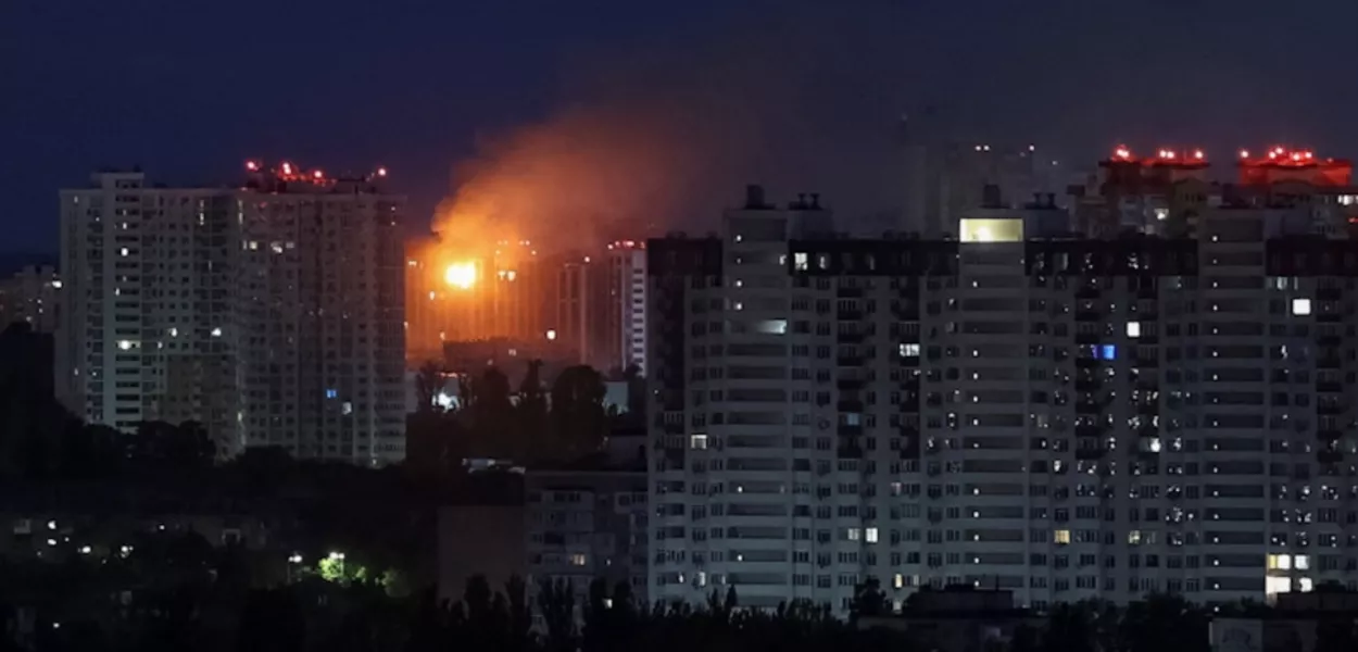Rússia realiza ataques contra a capital Kiev e outras cidades da Ucrânia
