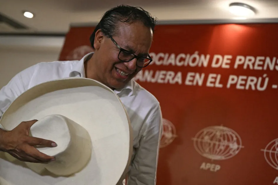 Sánchez propõe a Keiko pedirem juntos recontagem de votos no Peru: ‘Dar certeza ao país’