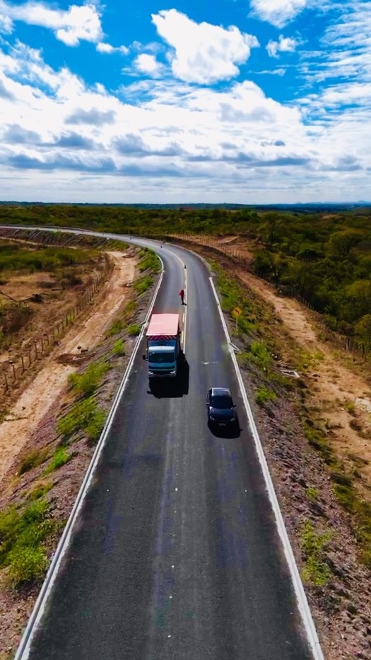 Governo do Estado conclui a PB-366 entre as cidades de Coremas e Aguiar, que vai melhorar a vida das pessoas da região