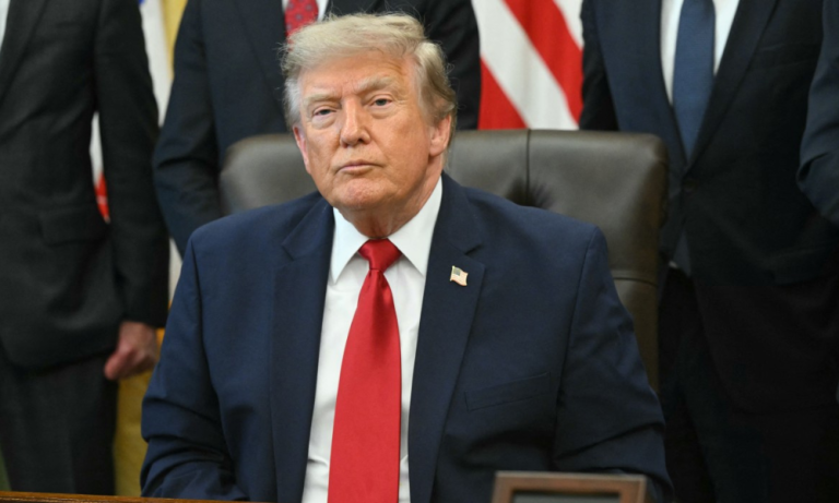 Trump afirma que ‘terrível’ crise migratória da Espanha é um alerta para EUA