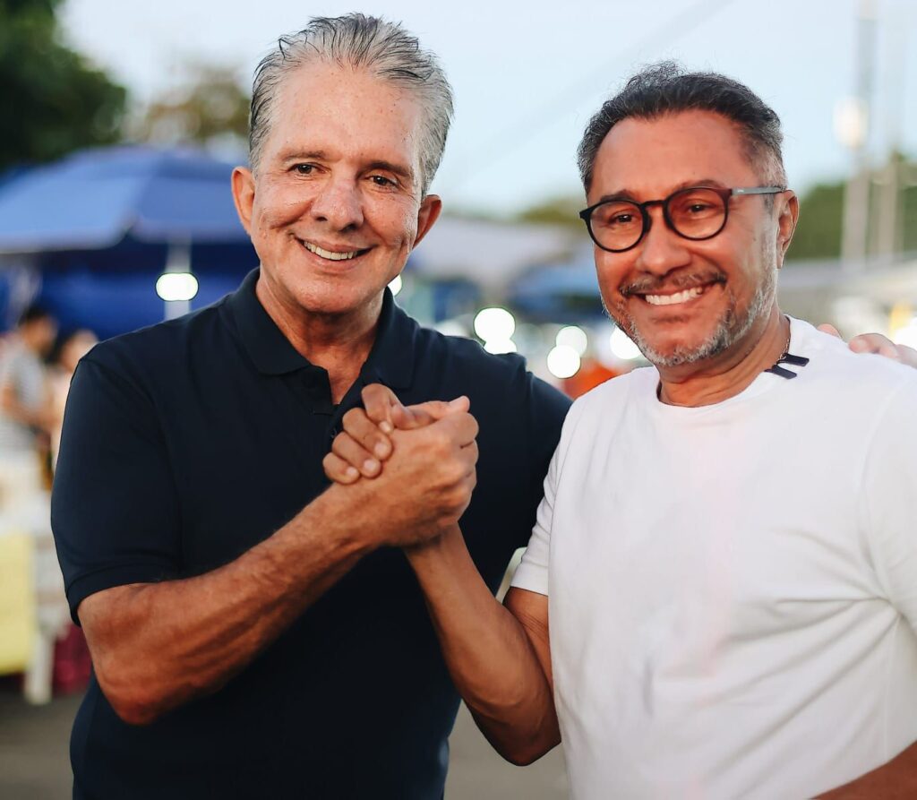 Samuka Duarte visita feira de Jaguaribe em companhia do candidato a senador Nabor Wanderley nesta quarta-feira (29)
