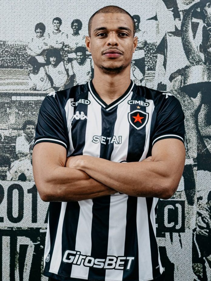 Botafogo-PB confirma a contratação de Lucas Cândido, ex-Caxias-RS