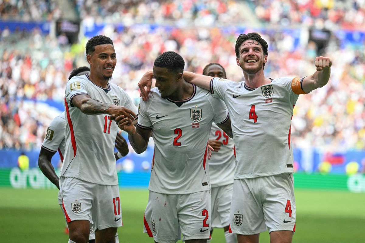 Inglaterra vence França em jogo de 10 gols na disputa do 3º lugar na história das copas