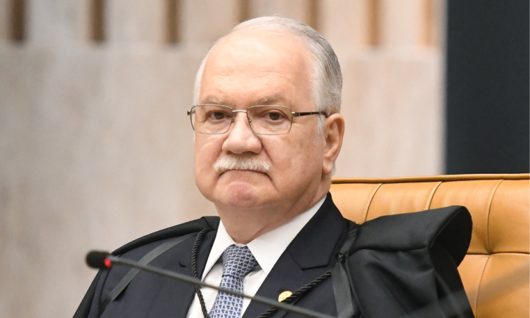Presidente do STF Edson Fachin dá 72 horas para Mendonça se manifestar sobre afastamento de dirigentes da PF