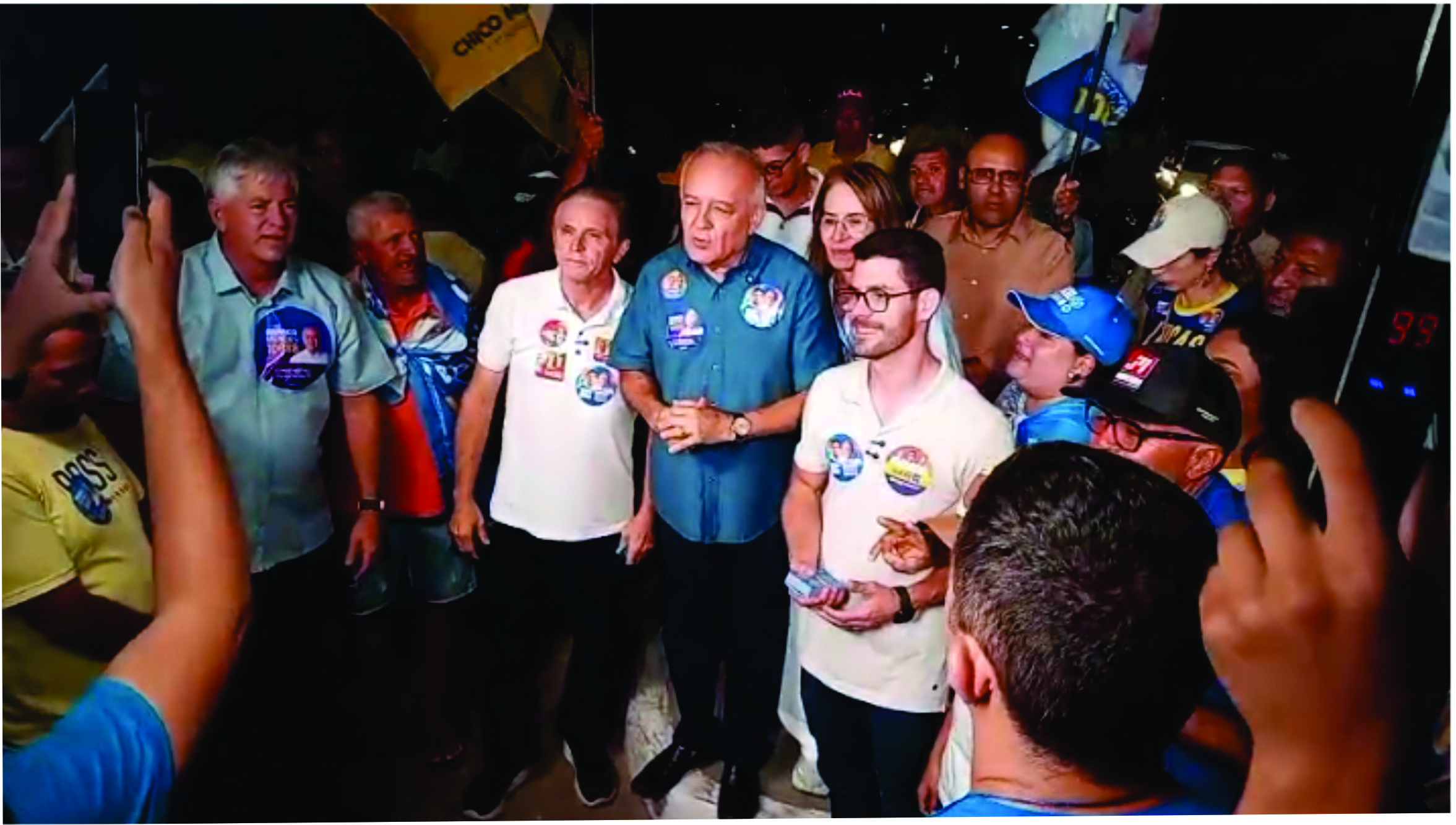 Branco Mendes promoveu um arrastão de fogo na cidade de Pedras de Fogo, na noite desta sexta-feira, 02.
